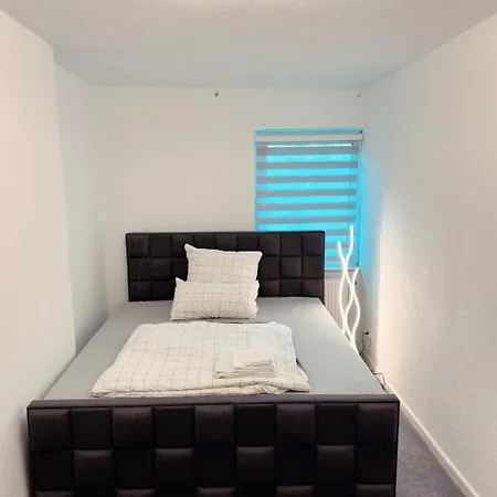 Apartment Mit Balkon Im Herzen Hannovers